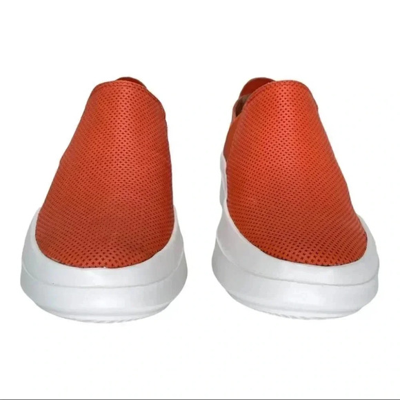 Gentle Souls by Kenneth Cole Rosette Orange Leather Slip-On Womens Sneakers - Picture 3 of 16